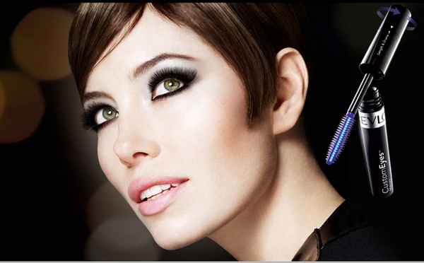 Как сделать яркий макияж для зеленых глаз? Секреты создания неотразимого образа 