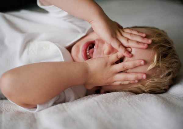 Здоровье ребёнка: неврозы у детей, сезонное обострение 