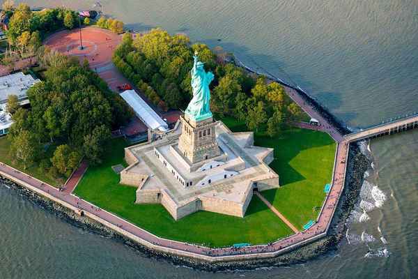 Статуя Свободы в Нью-Йорке: история, высота, фото