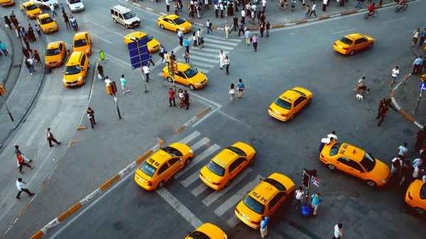 Как обманывают туристов таксисты в разных странах мира