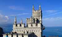 Замок Ласточкино гнездо в Крыму: описание с фото
